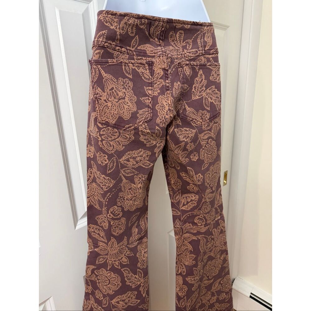 We The Free by Free People Penny Pull-on Printed flare pants - Picture 3 of 9
